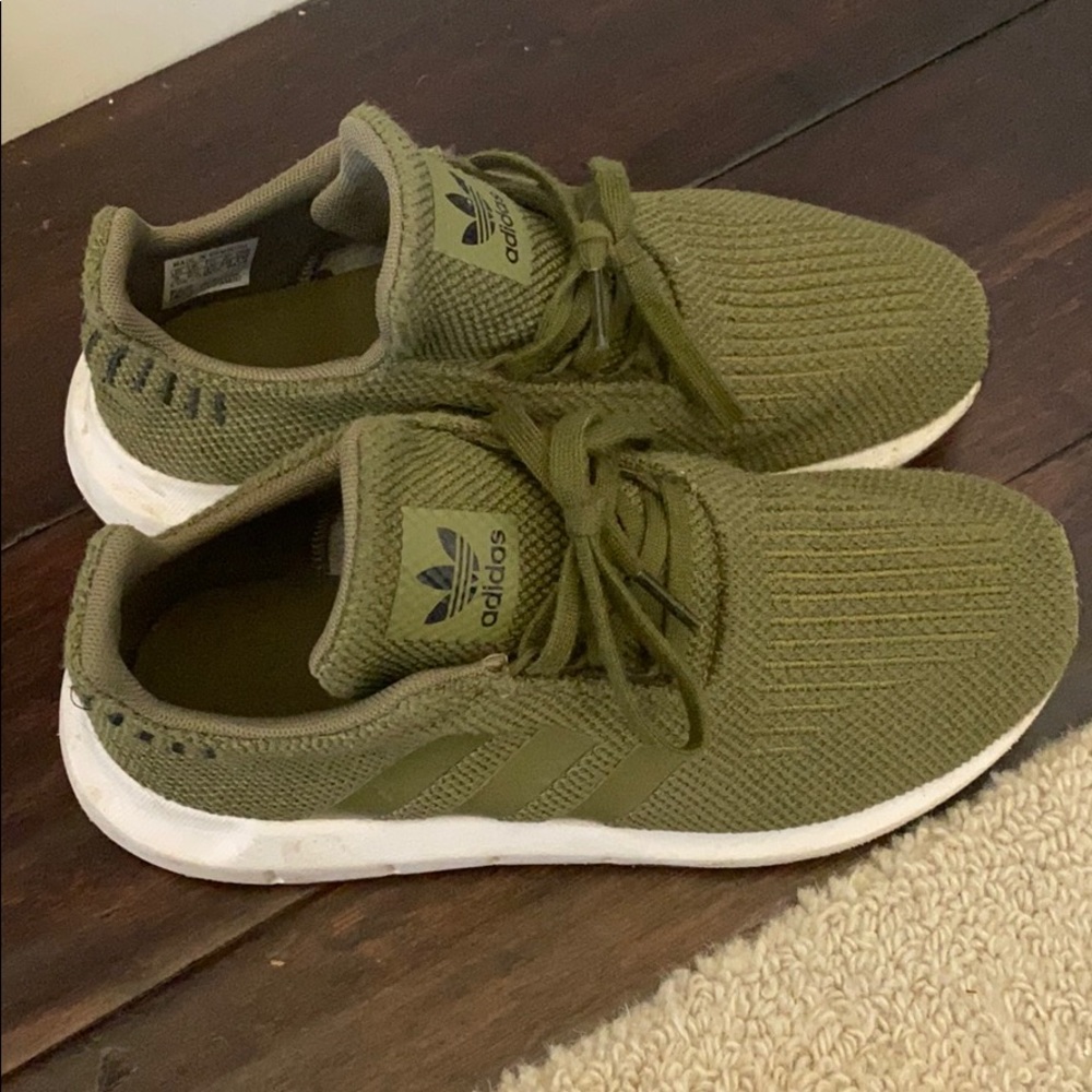 Girls Adidas army green